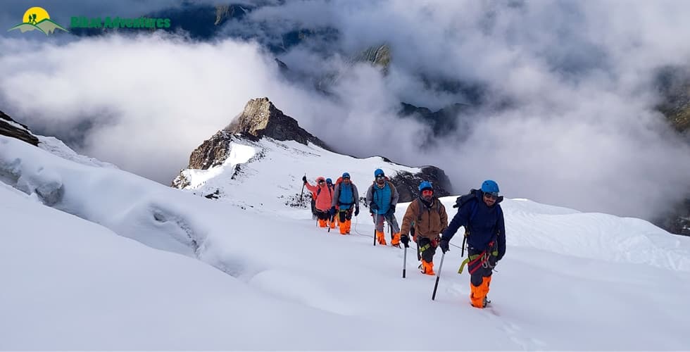 Friendship Peak Trek in Friendship Peak Trek, Himachal